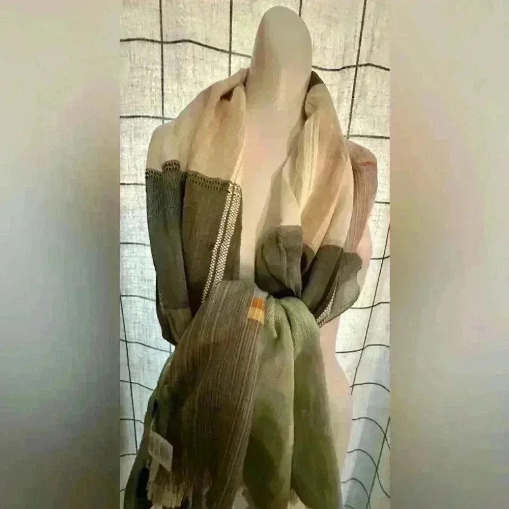 Madewell Wrap Scarf - Picture 3 of 10